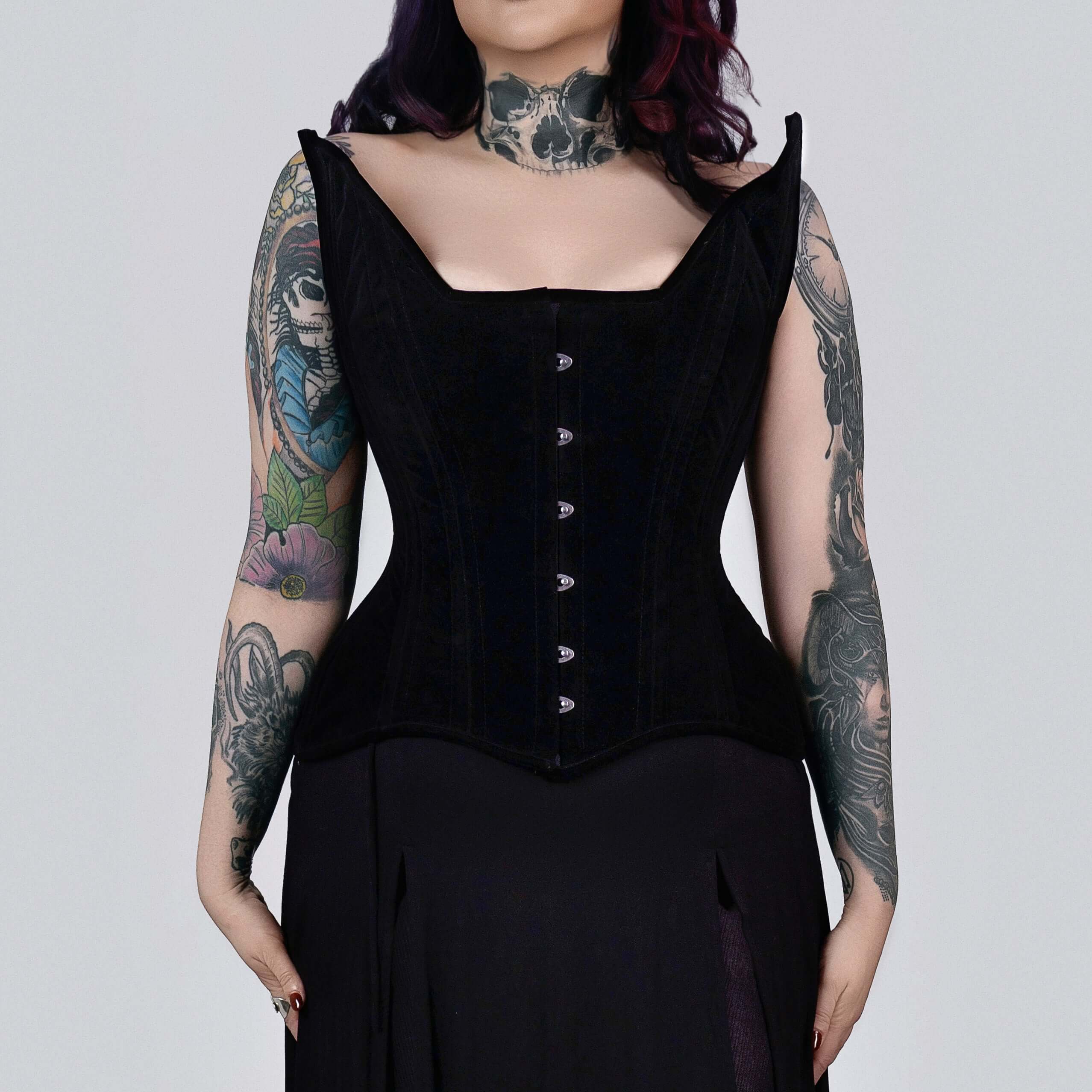 Lestat – Gothic Velvet Steel Boned Overbust Corset